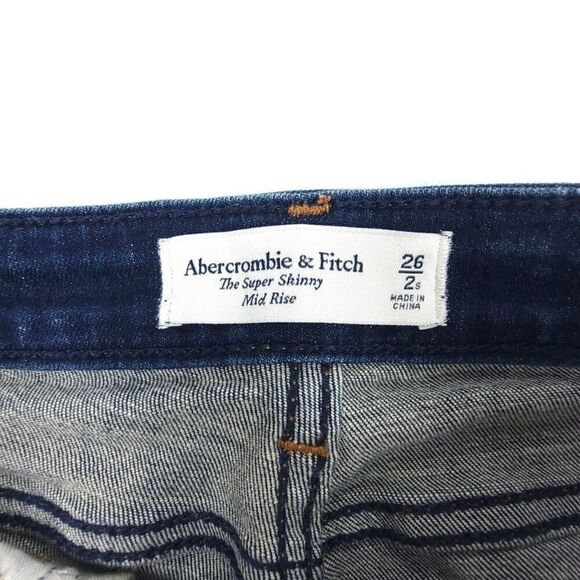 ABERCROMBIE Distressed Super Skinny Mid Rise Raw Hem Crop Jeans 90s Y2k 26 Short - Picture 2 of 8